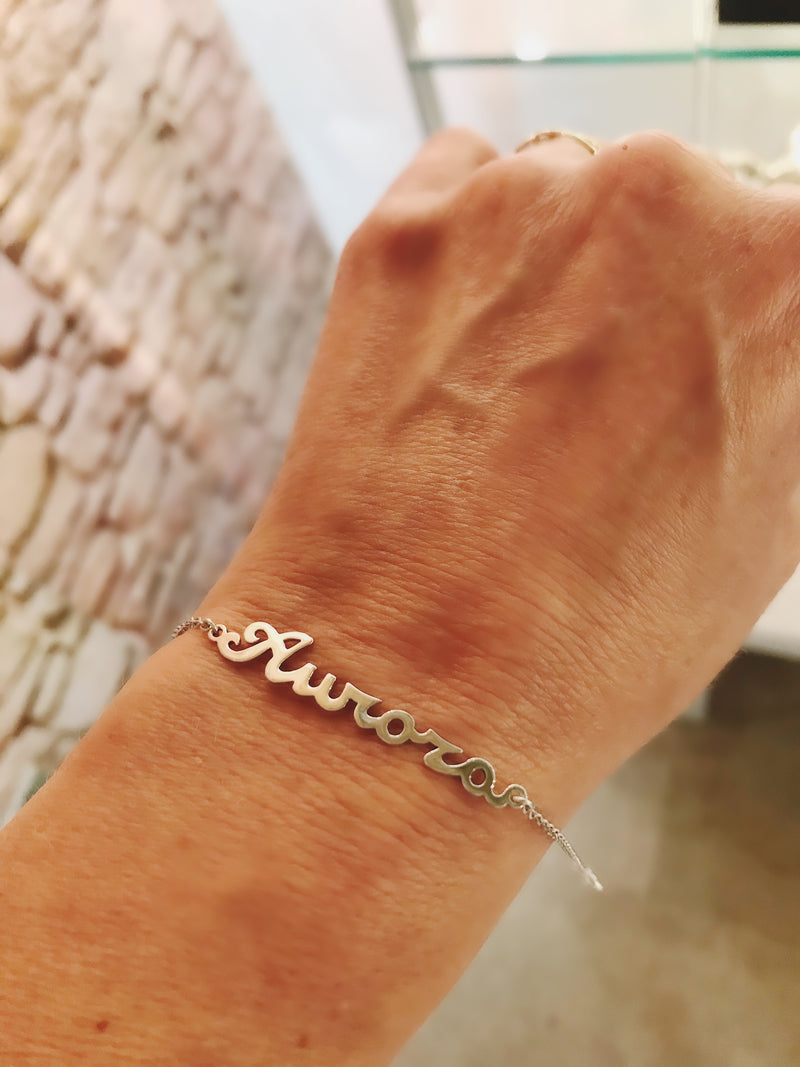 Bracciale in oro bianco con nome